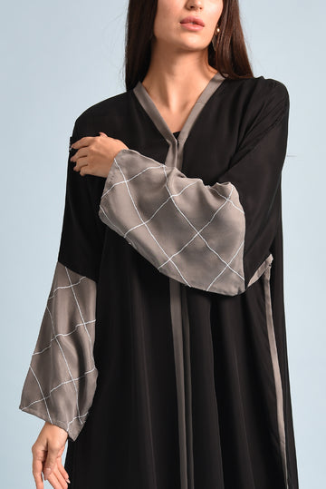 Dust Silk Abaya