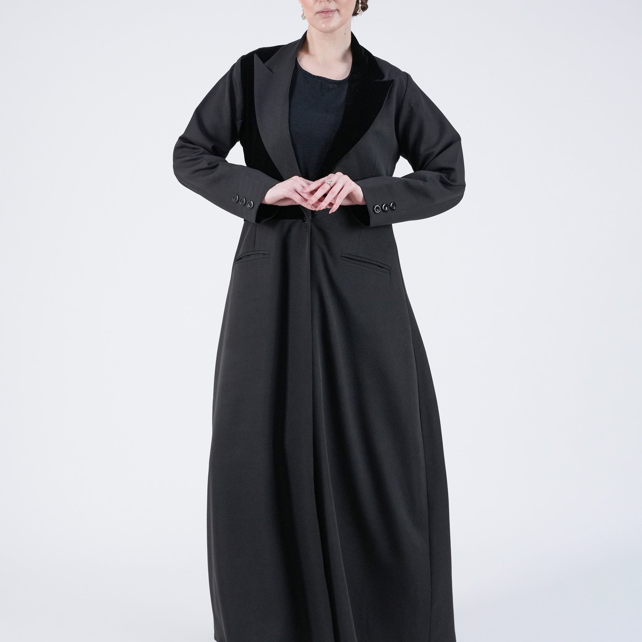 ELEGANT ABAYA