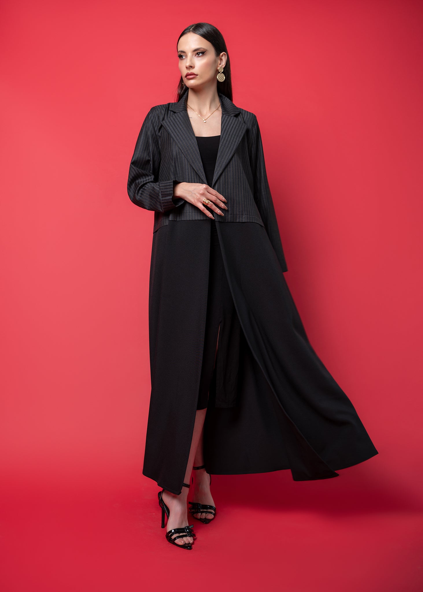 ELEGANT ABAYA