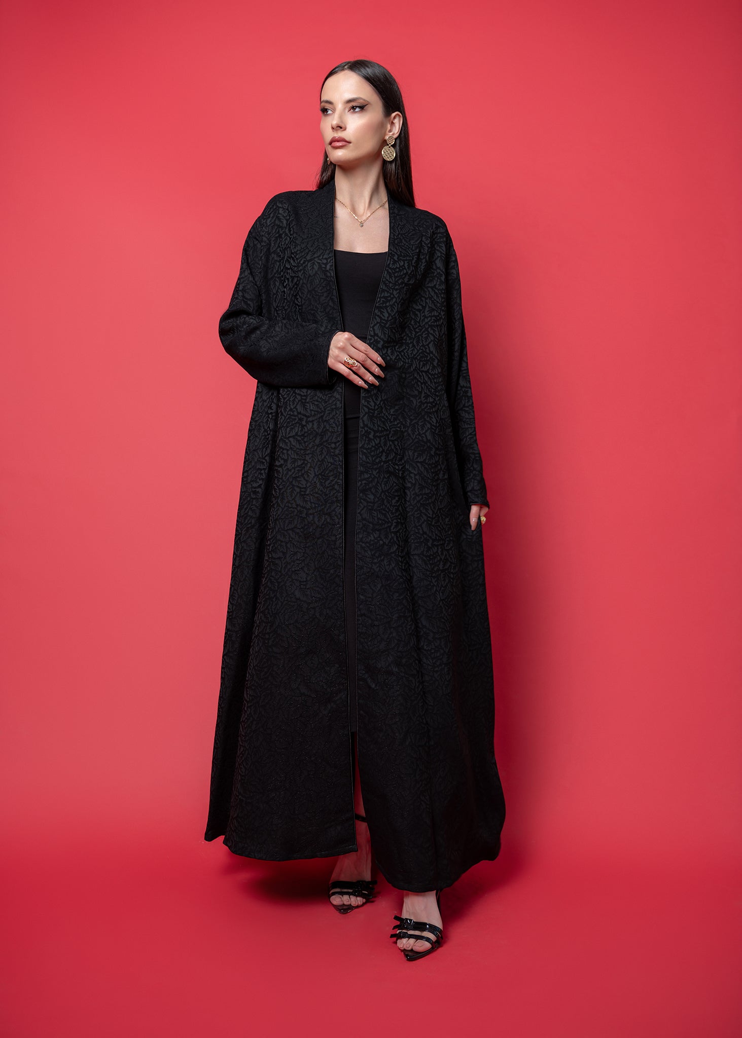 ELEGANT ABAYA