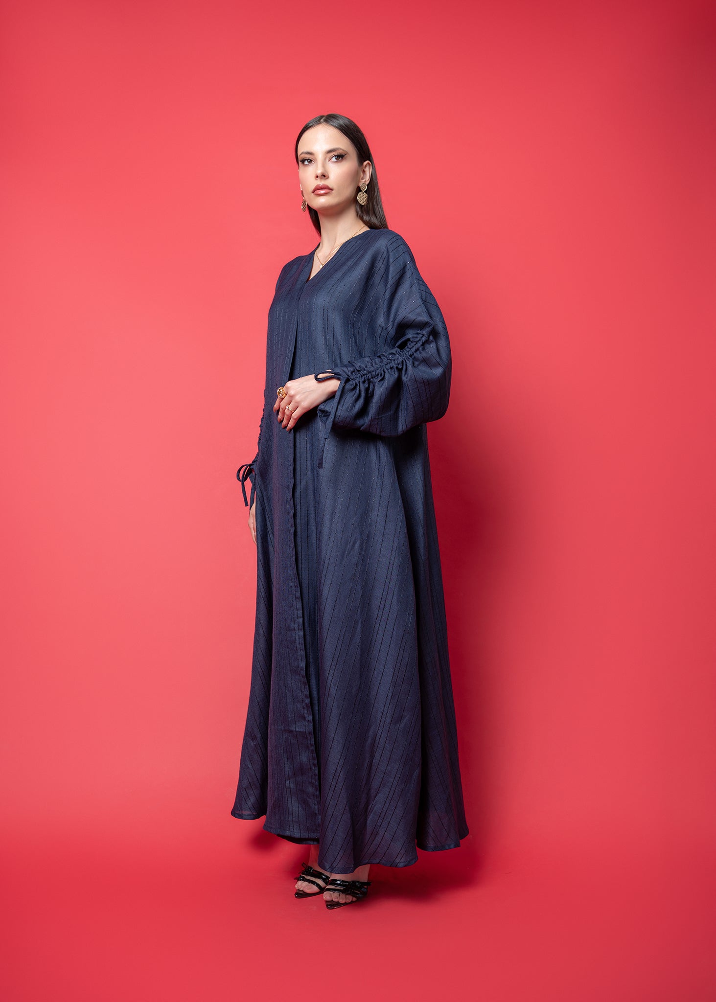 BLUE LINEN ABAYA