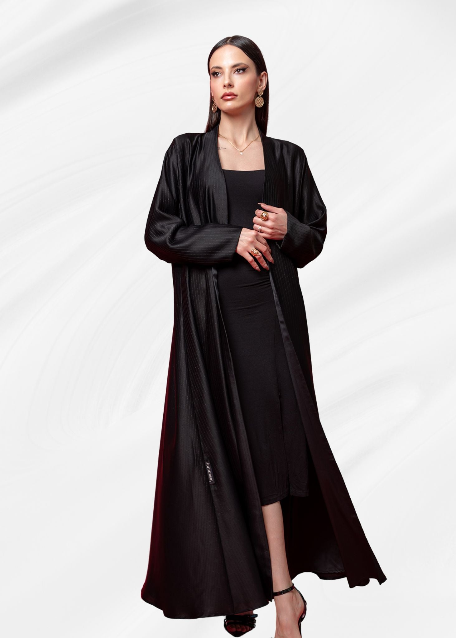 ELEGANT ABAYA