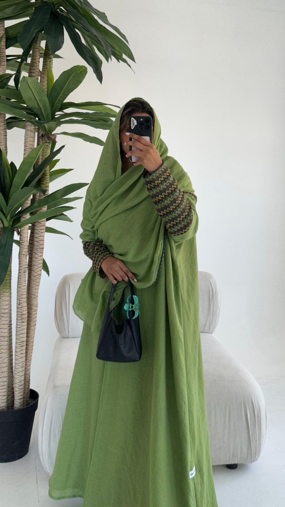 MODERN ABAYA