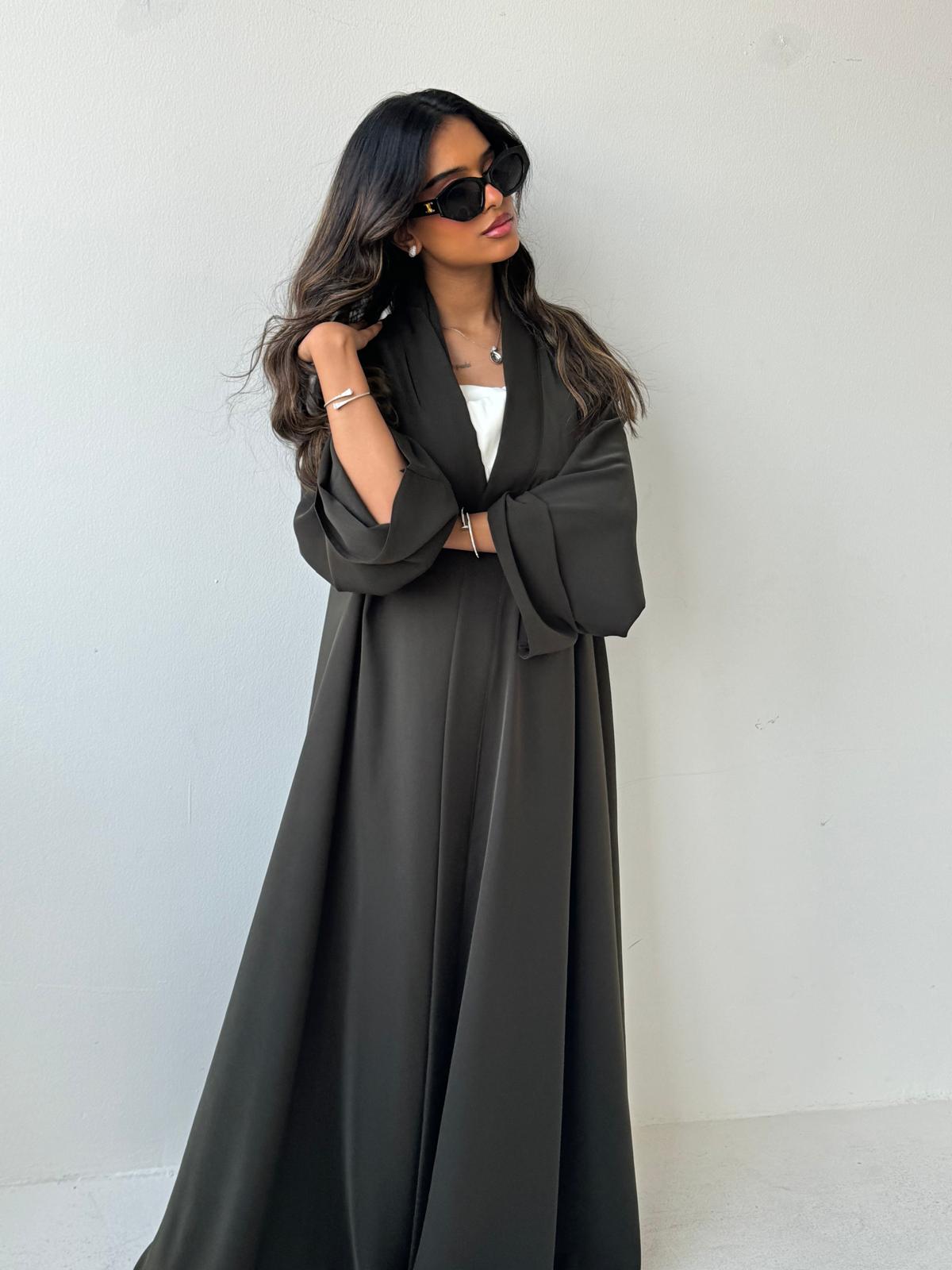 ELEGANT ABAYA