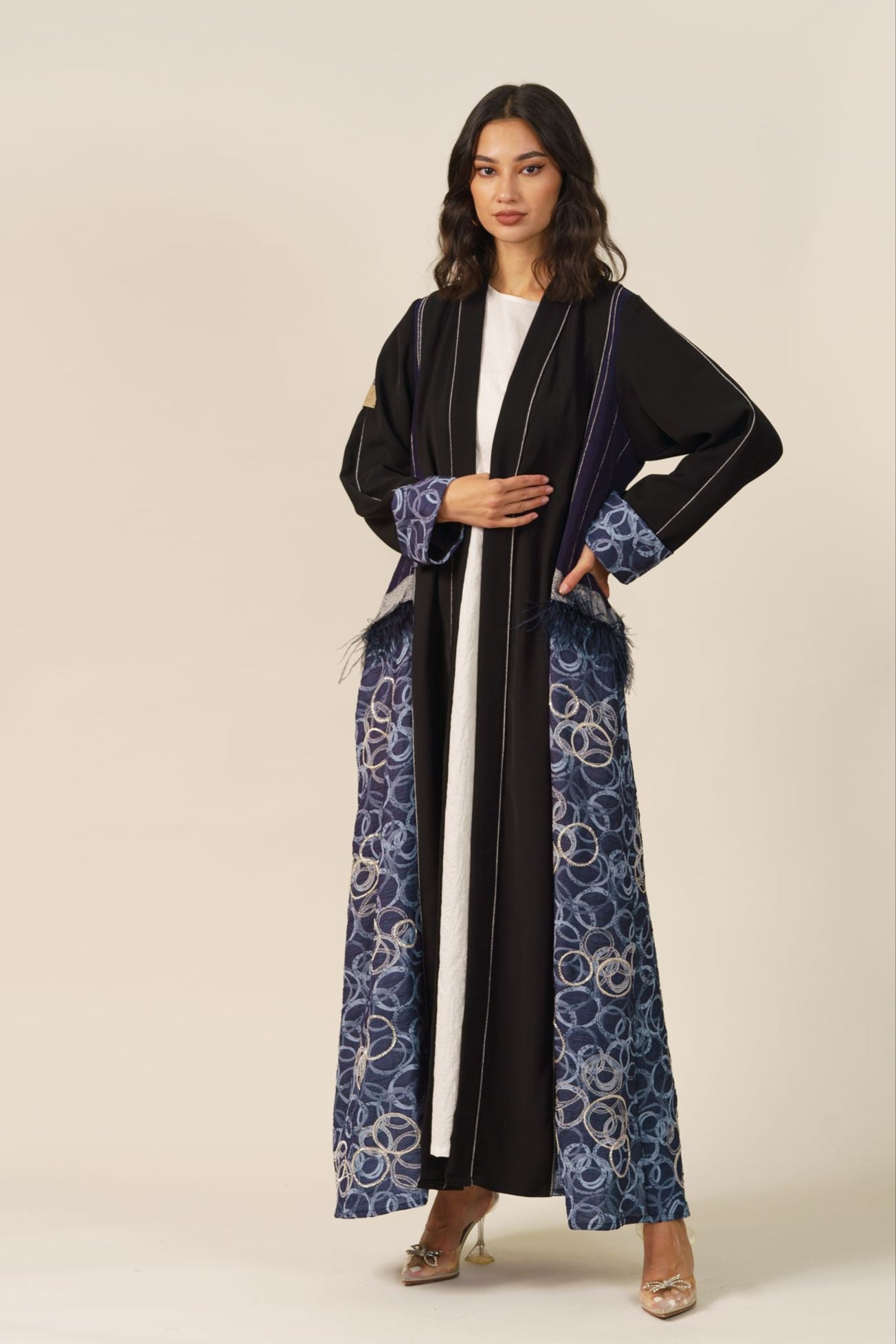 ELEGANT ABAYA