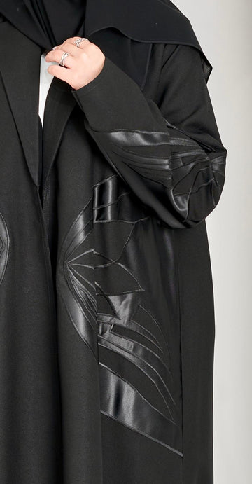 ELEGANT ABAYA
