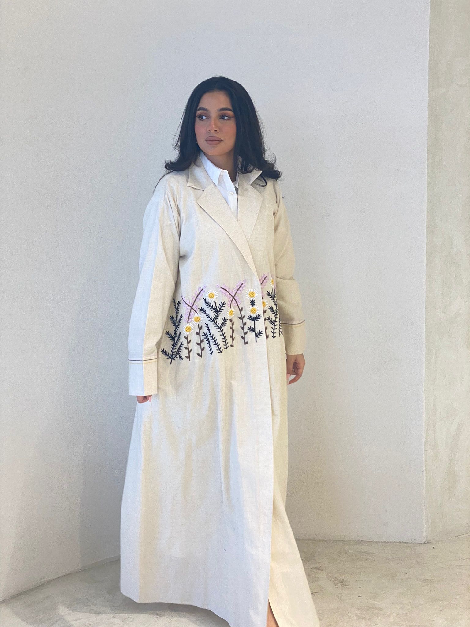 ELEGANT ABAYA