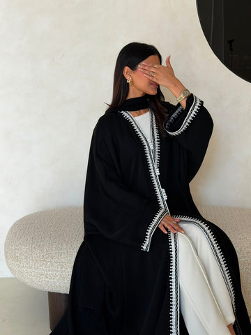 ELEGANT ABAYA